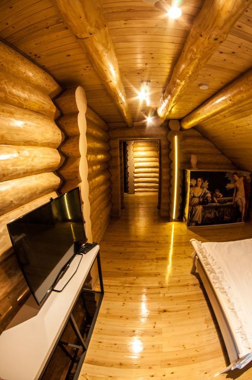 Cabana Deac - Luxury Chalet Vatra Dornei Bilik gambar